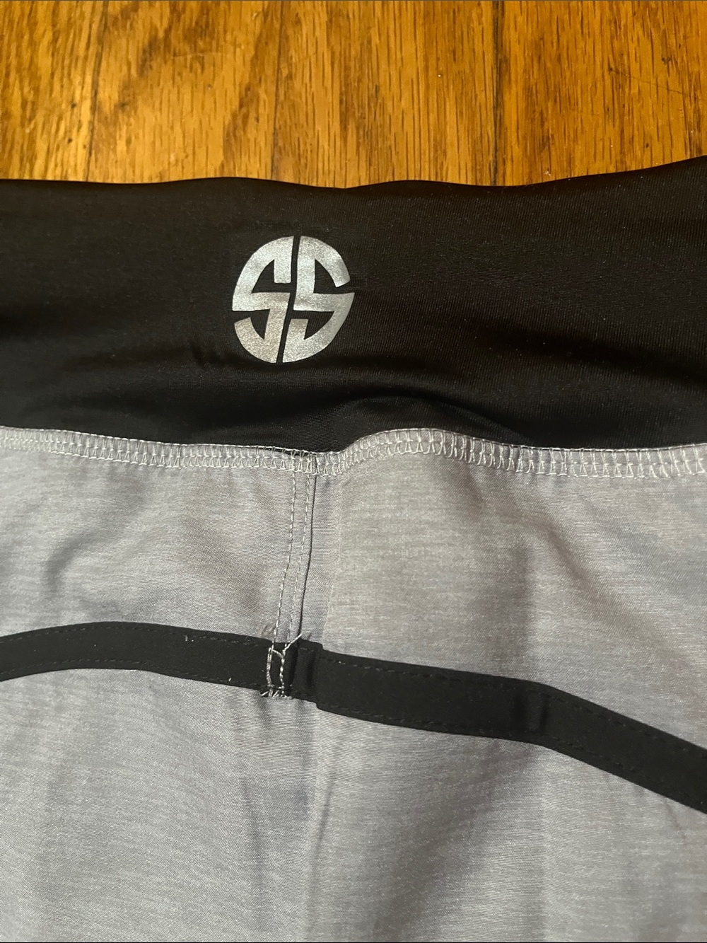 Simply Southern Women’s Athletic Skorts with Black Waistband and Trim Size Small - Picture 7 of 11